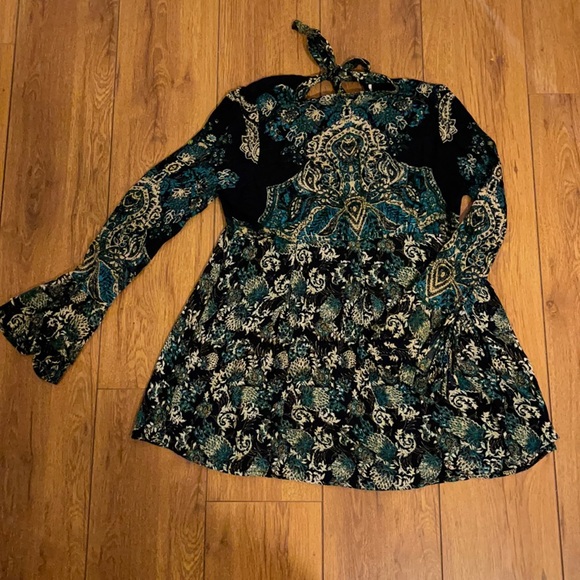 Free People Tops - Free People tie back tunic